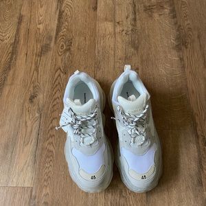 Balenciaga Triple S